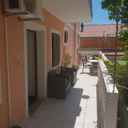 Guest House Alisa Hvar Town Exteriör bild
